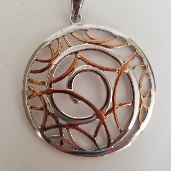 Sterling Silver High Polish Non Tarnish Spiral Circle Rose Gold Pendant Necklace - Picture 1 of 6